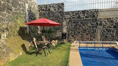 Piscina en o cerca de Casa Marcy, casa nueva con alberca y tres recamaras