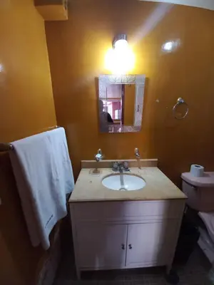 Un baño de Hotel Mosjer