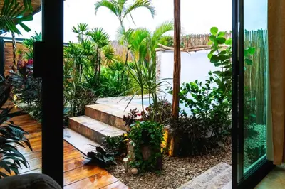 Jardín al aire libre en Loft Suite Altitude Cabin