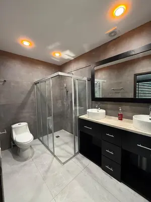 Un baño de Incredible Luxury apartment in TGZ Chis