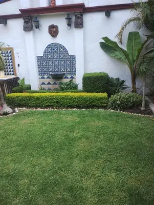 Jardín al aire libre en La casa del Jardín