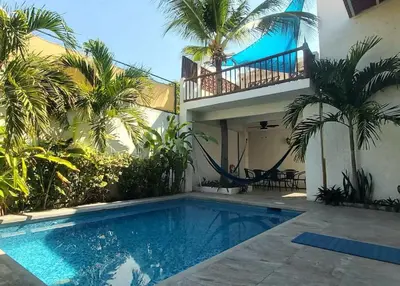 Piscina en o cerca de Casa Santa Cruz 4 bdrm house-Pool & walk to Beach
