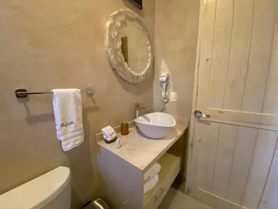 Un baño de Rafaello Loft in Val'Quirico