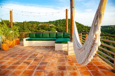 Un balcón o terraza de Ocean Views Amazing Rooftop
