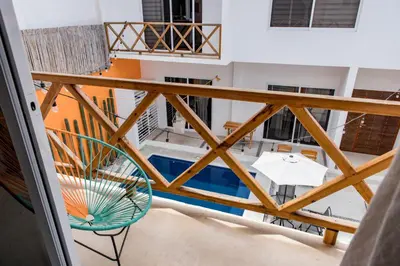 Plano de CASA GUAJE 5min to Beach Bacocho and Coral 3Floor House 6 Bedrooms all with AC 8 beds up to 16 Guests Wifi starlink