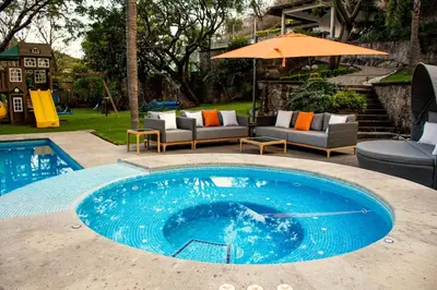 Piscina en o cerca de Malinalco Country House with Pool and Paddle Court