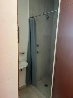 Un baño de La Trinidad