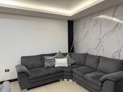 Zona de estar de Departamento muy moderno cerca de foro Sol