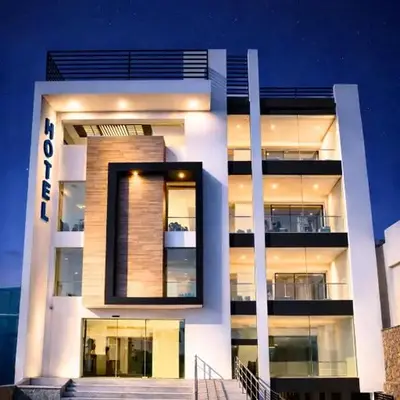 Hotel Vía Norte Inn - Nuevo - Estacionamiento gratis - Ubicación estratégica