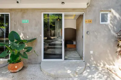 Plano de Beautiful Remodeled Studio In The Center La Punta