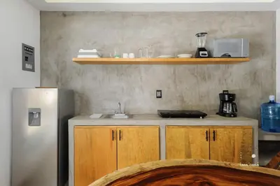 Una cocina o zona de cocina en Spectacular Suite Steps Away From Center La Punta