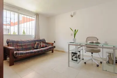 Plano de Casa con jardín y estacionamiento privados en Coyoacán