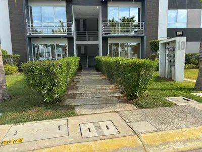 Jardín al aire libre en Acapulco Diamante con Club de Playa y Pádel, ideal para 6 a 8 personas en Planta Baja