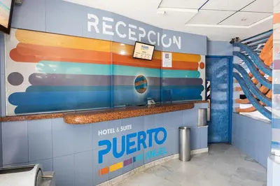 El vestíbulo o zona de recepción de Hotel Puerto Angel