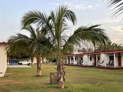 Jardín al aire libre en Villa Josefa en Villas Camino Real cerca de las dunas de Chachalacas