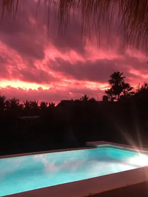 Amanecer o atardecer desde la villa o alrededores