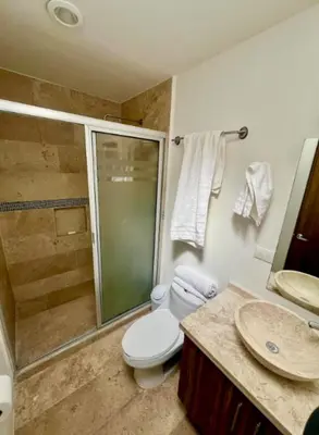 Un baño de Casa Galerias Serdan II