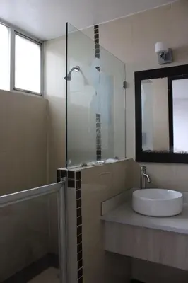 Un baño de Hotel Aqueronte
