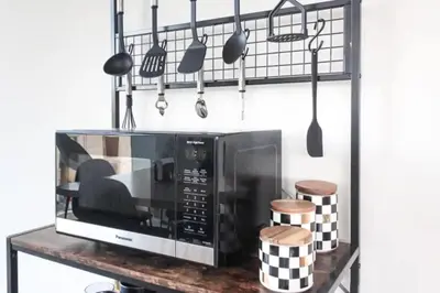 Una cocina o zona de cocina en Top Bed Mixed Shared Room