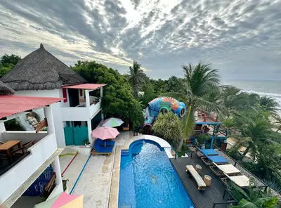 Piscina en o cerca de Beachfront Paradise Boutique Hotel - Sky Room
