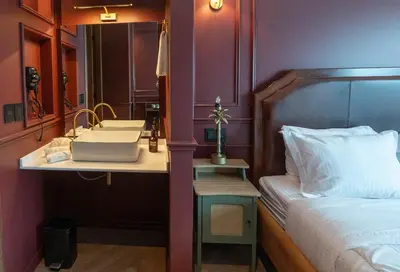 Cama o camas de una habitación en The Ruby Suite luxury room