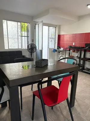 Una cocina o zona de cocina en Comoda casa para alojamiento