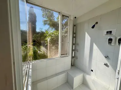 Plano de Casa con hermoso jardín y terraza