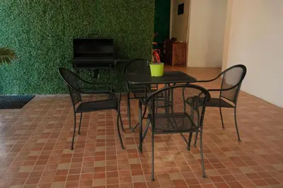 Una televisión o centro de entretenimiento en Hanna Suite