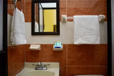 Un baño de Hotel Real de Cortés