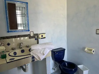 Un baño de Diseño oaxaqueño contemporáneo en Etla