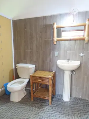Un baño de Hostal Axlan