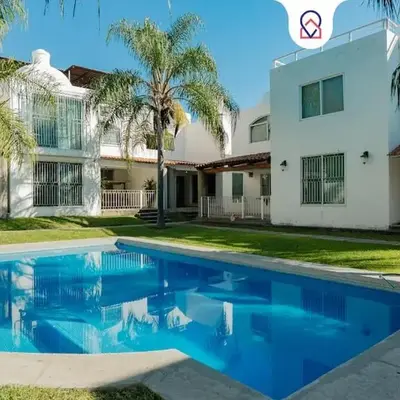 Family House with Pool and Jacuzzi in Morelos