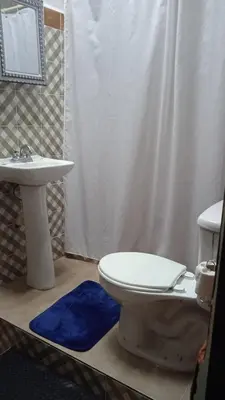 Un baño de Hyperrent habitaciones