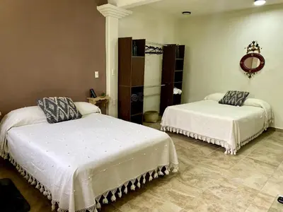 Cama o camas de una habitación en 2-Beds Loft in Oaxaca - Steps from Downtown