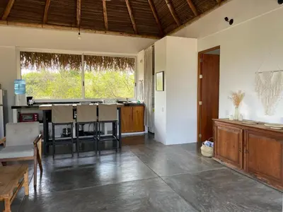 Plano de Malanah Casa en la playa y laguna!