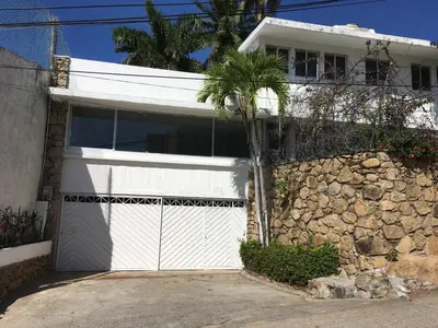 Edificio en el que se encuentra la casa o chalet