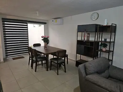 Zona de estar de Villa Residencial con Piscina y Club de Playa 3 Hab
