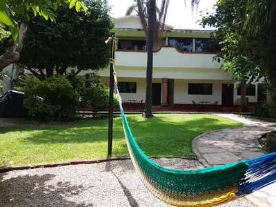 Jardín al aire libre en Posada Sarita