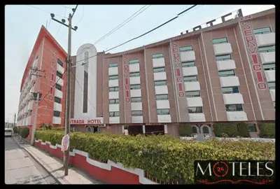 Edificio en el que se encuentra el hotel cápsula