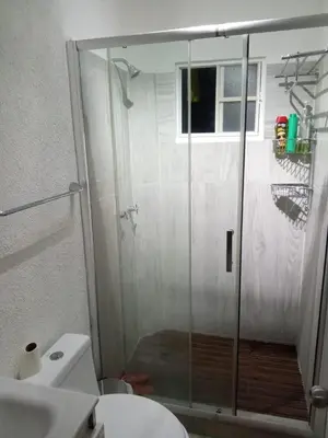 Un baño de Depto LUX-A&A con terraza privada