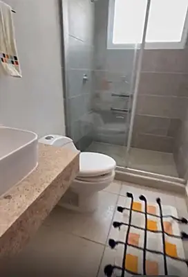 Un baño de Departamento en zona Diamante a 3 minutos del mar