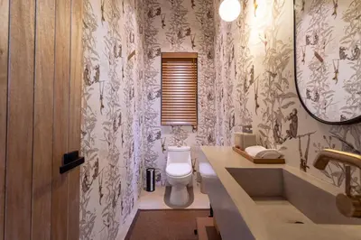 Un baño de 3086 - TreeTop Villa