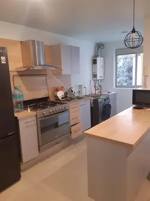 Una cocina o zona de cocina en Room in shared apartment