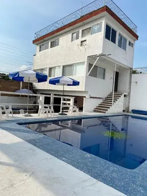 Piscina en o cerca de Casa El nido de las flores