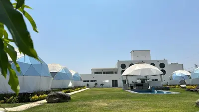Jardín al aire libre en Hotel Boutique Glampidom