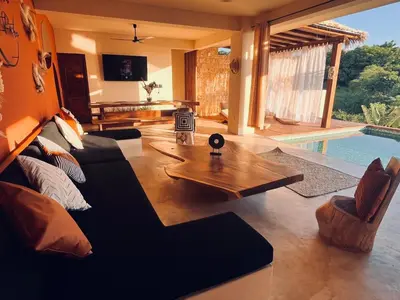 Piscina en o cerca de Luxury Ocean View Villa