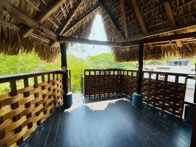 Un balcón o terraza de Casa Iguanas, ubicación inmejorable en la bahia principal