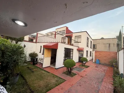 Edificio en el que se encuentra la casa o chalet