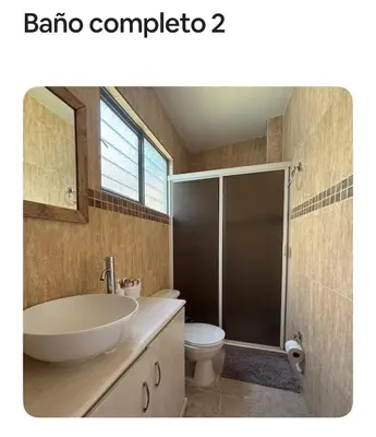 Un baño de Encantador Departamento Vistahermosa 1