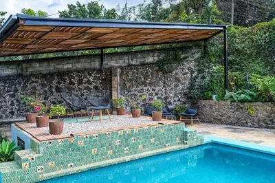 Piscina en o cerca de Refugio del Colibrí